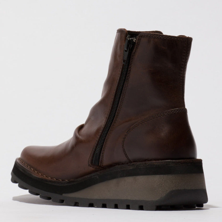 Hole 146 Boots Dark Brown