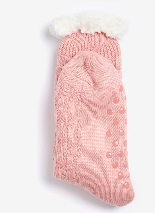 Women's Cable Knit Lounge Socks