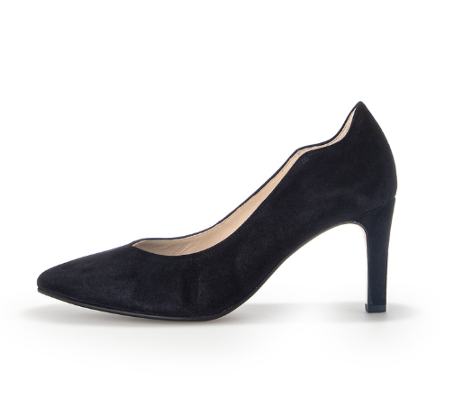 Samtchevreau Court Shoe Black Suede